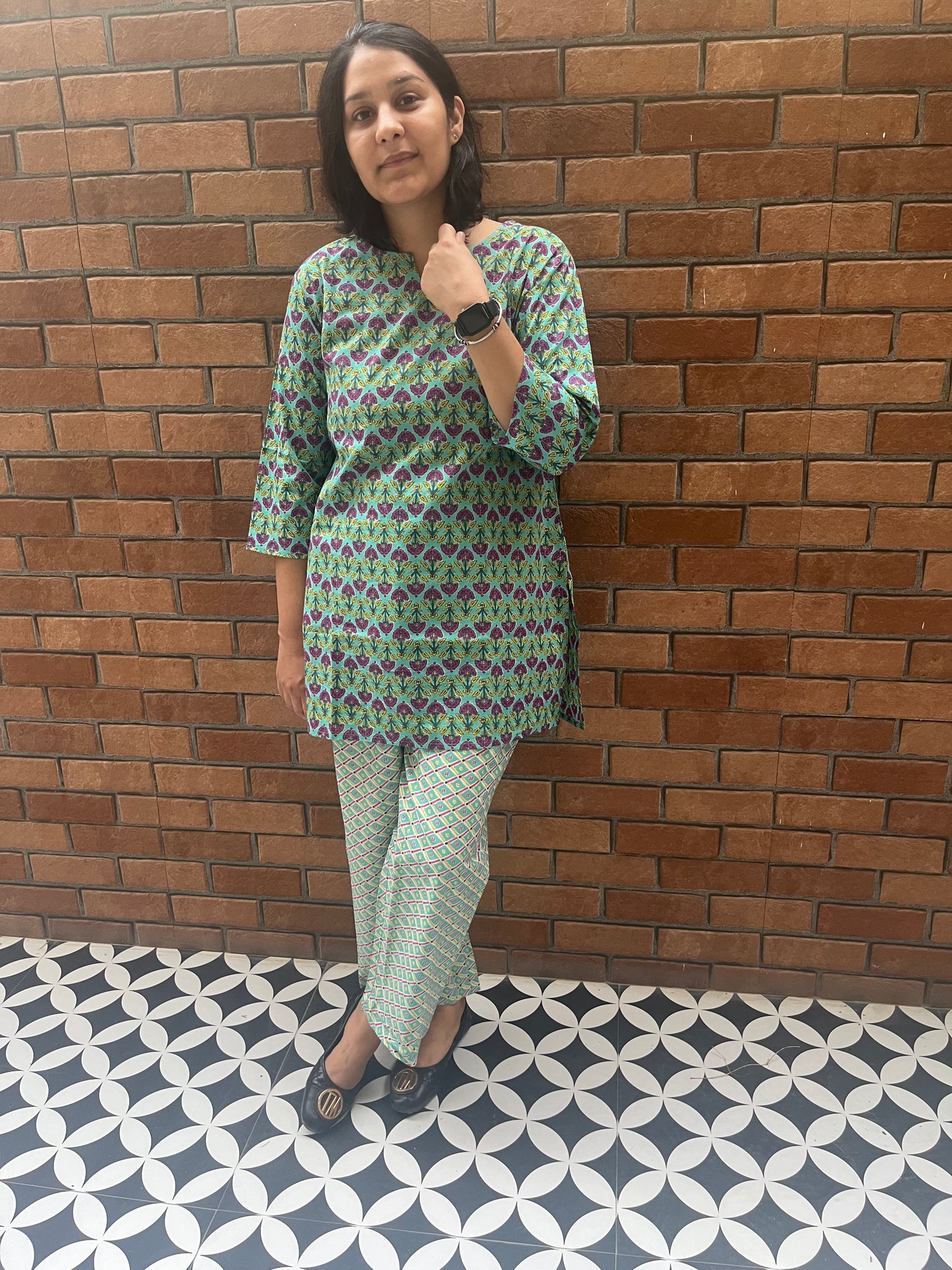 Firoza gulab